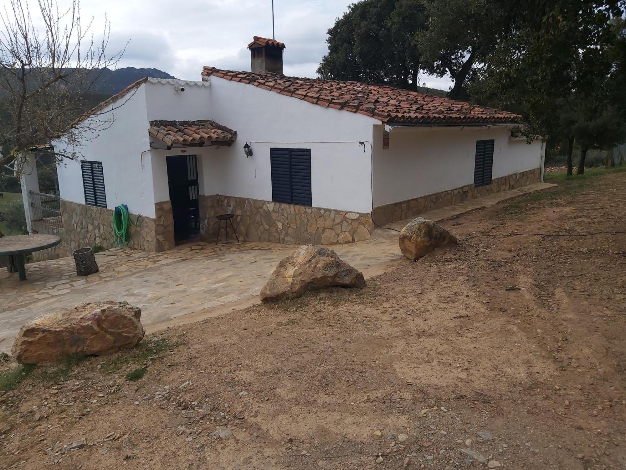 La Albergueria Complejo Rural Canamero Exterior photo